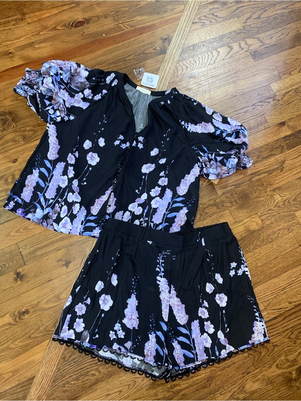 Black & Lavender Floral Two-Piece Women’s Pantsuit Set